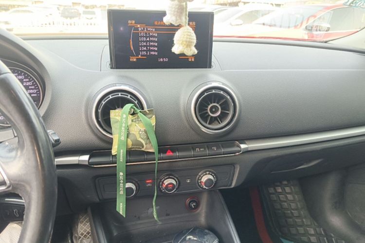 Audi A3 2015 صورة سيارة #13