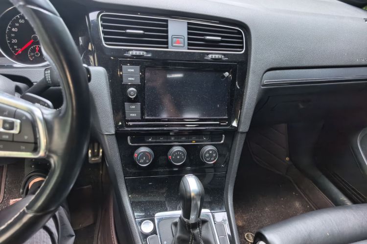 Volkswagen Golf 2019 #13 Volkswagen Golf 2019 car image #13