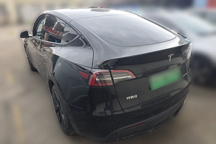 Tesla Model Y 2023 #5 Tesla Model Y 2023 immagine di auto #5