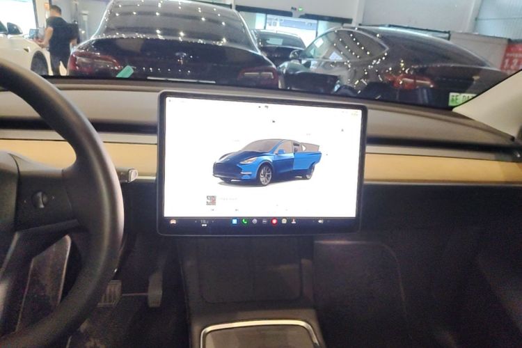 Tesla Model Y 2022 #17 Tesla Model Y 2022 car image #17