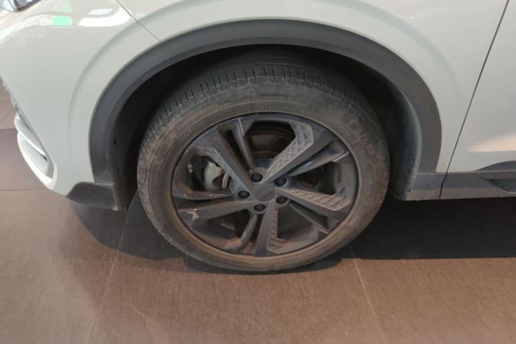 GEELY Coolray 2025 صورة سيارة #9