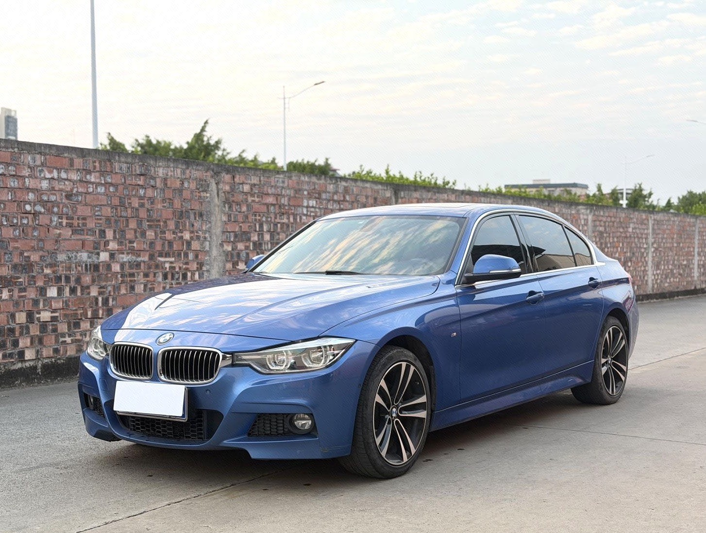 2019 2019 car image