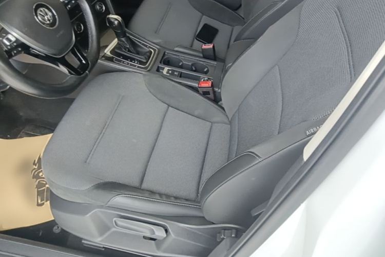 Volkswagen Golf 2018 #15 Volkswagen Golf 2018 car image #15
