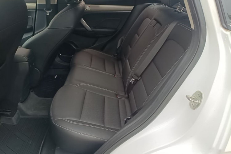 GEELY Coolray 2019 car image #17