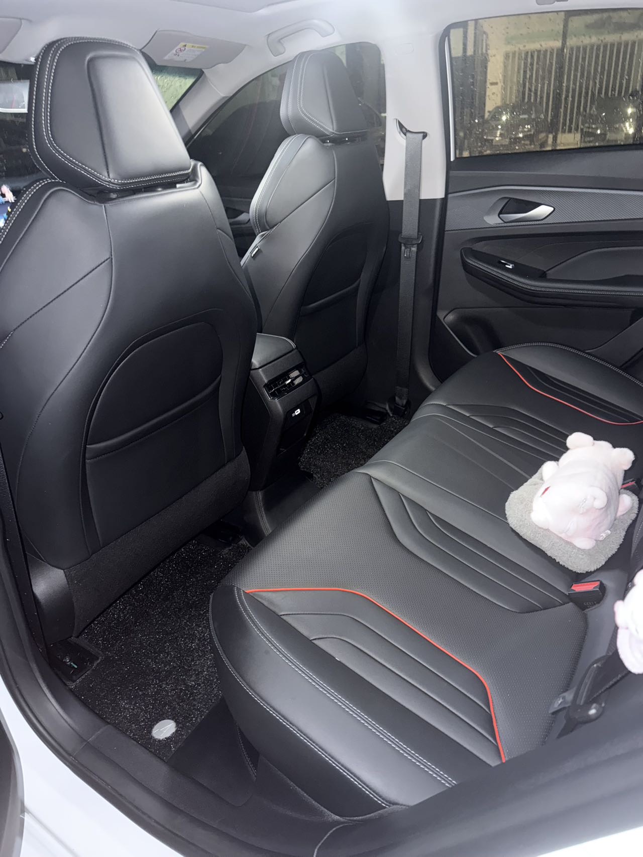 GEELY Binray 2025 car image #3