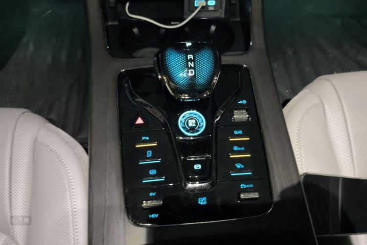 BYD Han 2024 #16 BYD Han 2024 car image #16