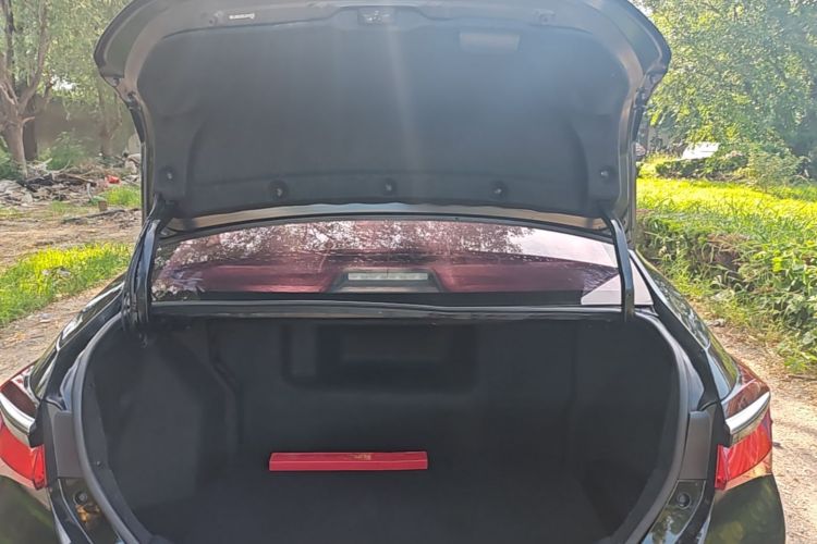 Toyota Corolla 2018 #19 Toyota Corolla 2018 car image #19