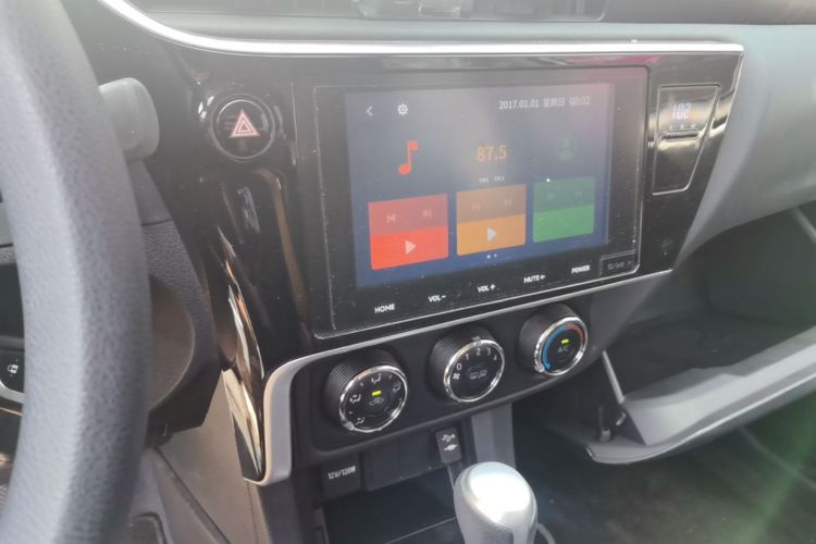 Toyota Corolla 2018 #15 Toyota Corolla 2018 car image #15