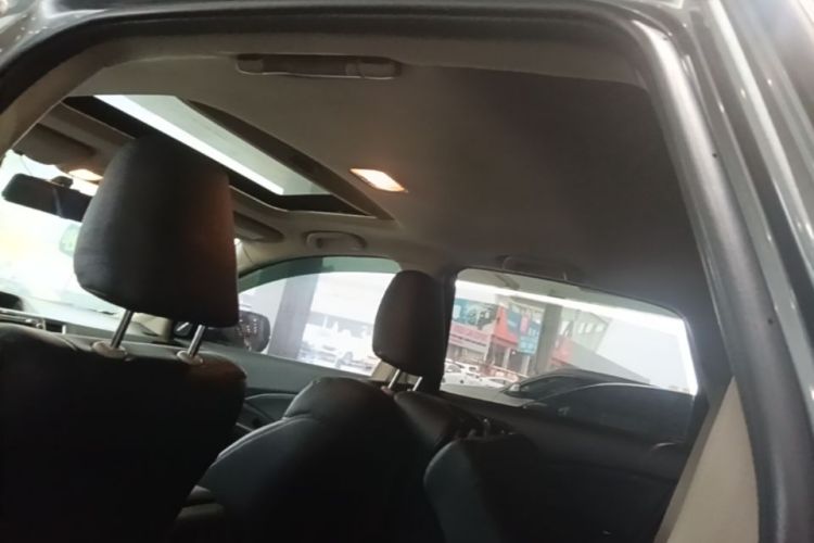 Honda CR-V 2016 car image #18