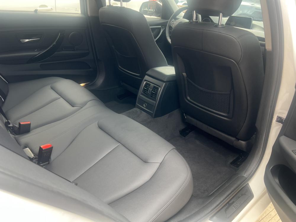 BMW 3 Series 2016 #10 BMW 3 Series 2016 car image #10