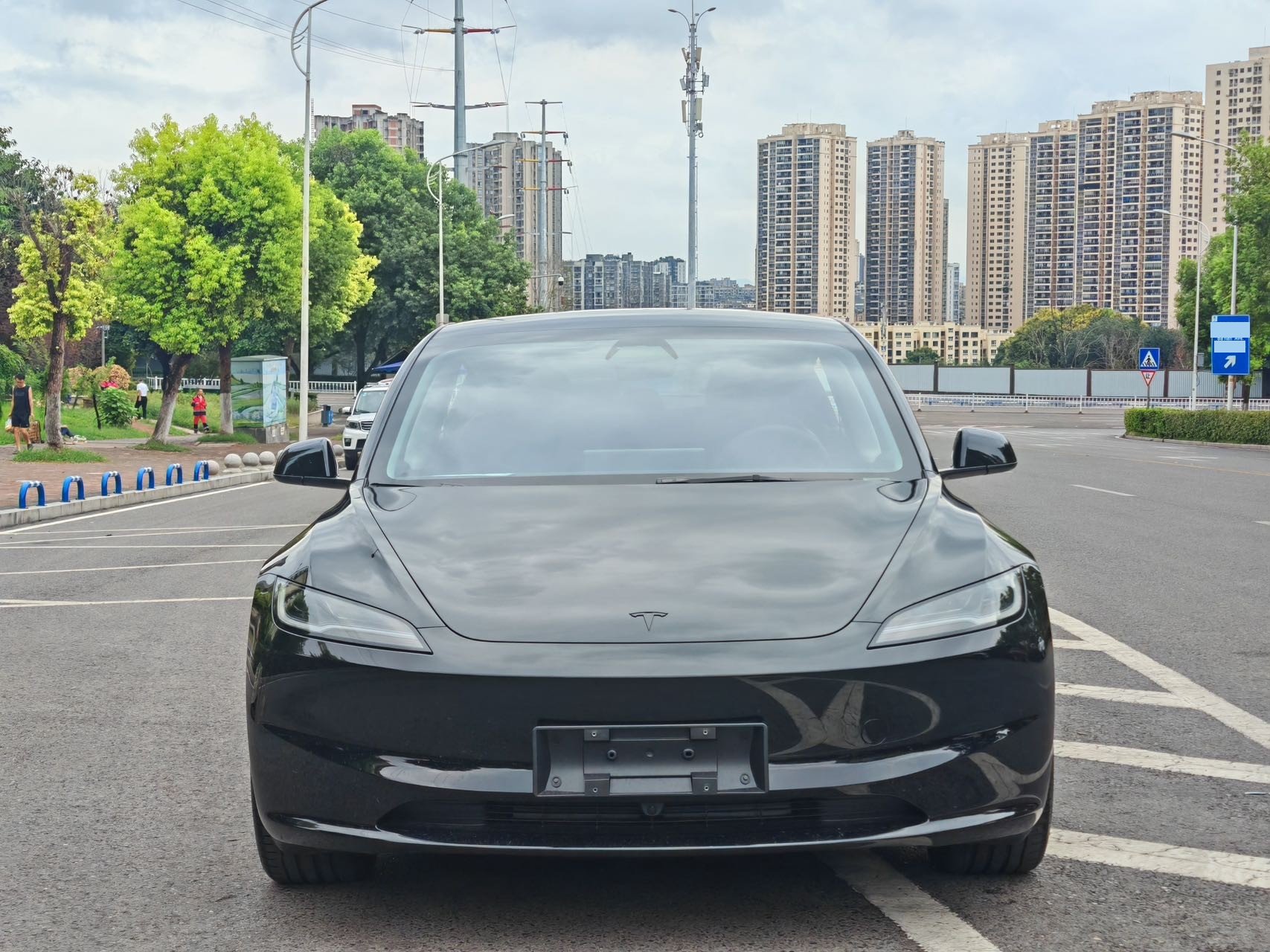 Tesla Model 3 2026 #2 Tesla Model 3 2026 car image #2