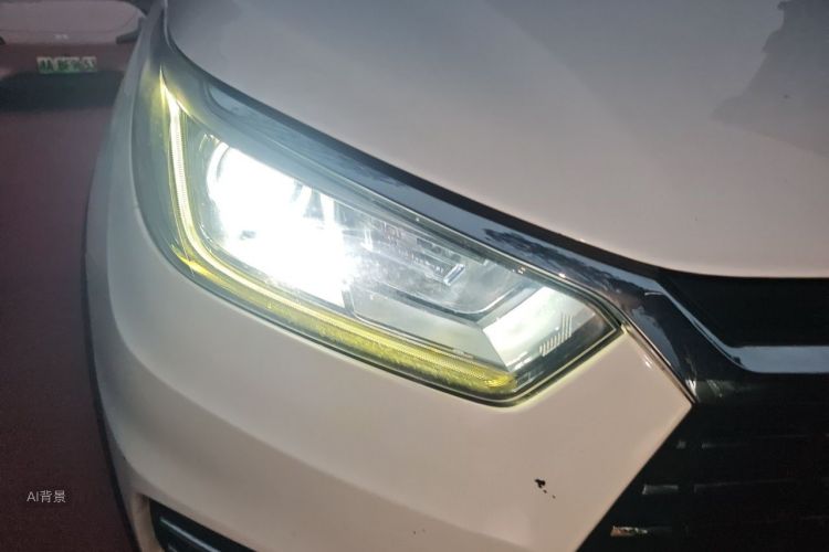 BYD Yuan New Energy 2019 #8 BYD Yuan New Energy 2019 car image #8