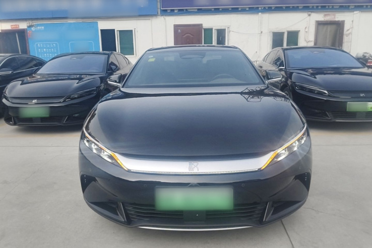 BYD Han 2025 #3 BYD Han 2025 car image #3