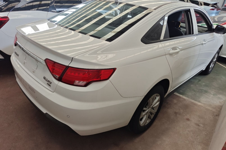 GEELY Emgrand New Energy 2023 #7 GEELY Emgrand New Energy 2023 car image #7