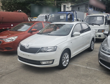 Skoda Rapid 2017 Skoda Rapid 2017 car image