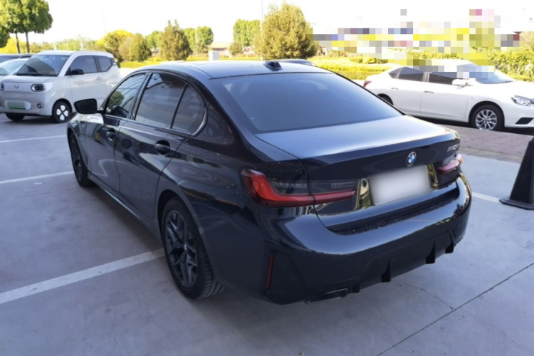 BMW 3 Series 2024 #5 BMW 3 Series 2024 immagine di auto #5