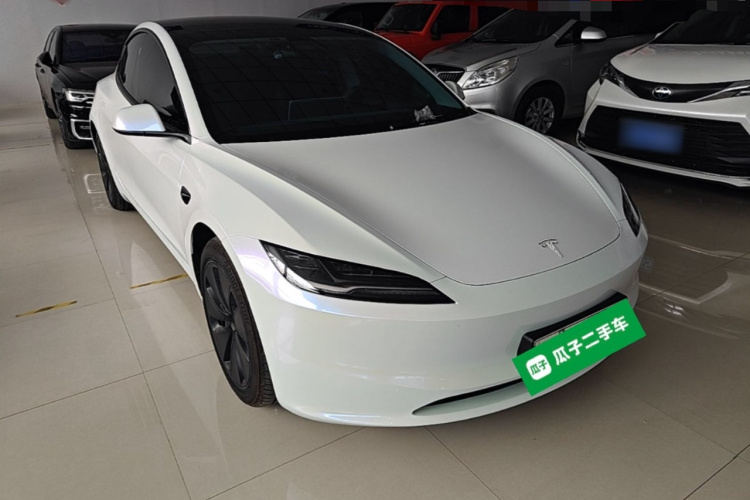 Tesla Model 3 2025 #4 Tesla Model 3 2025 car image #4