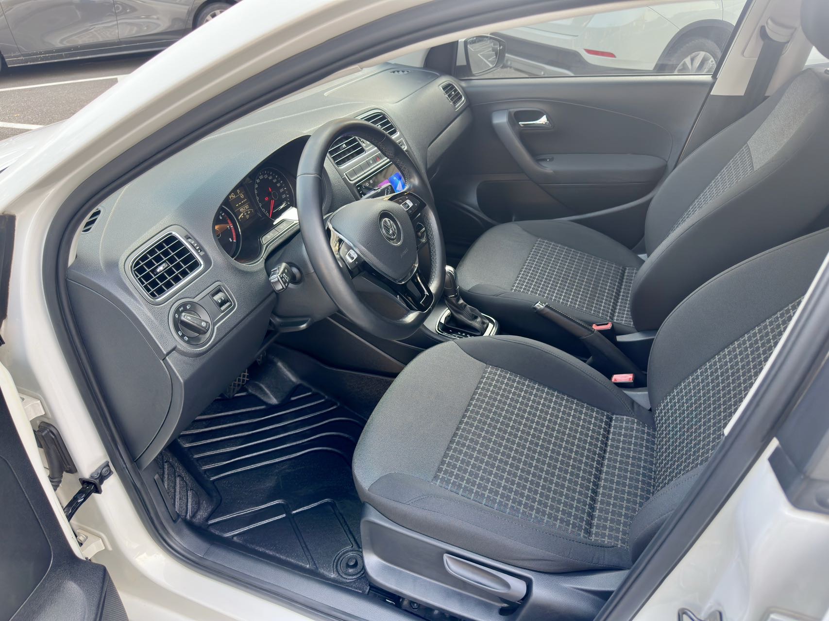 Volkswagen Polo 2017 #7 Volkswagen Polo 2017 car image #7