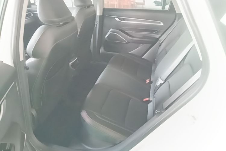 GEELY Emgrand 2022 immagine di auto #17