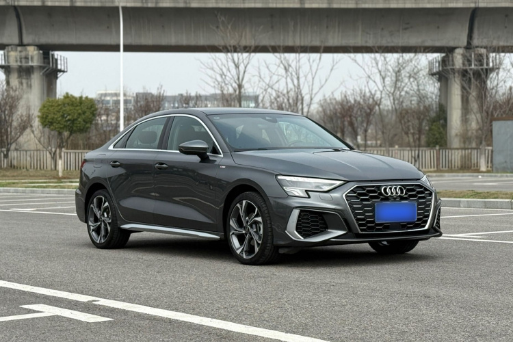 Audi A3 2024 car image #4