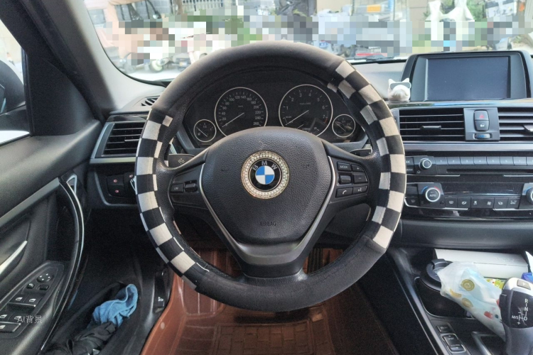 BMW 3 Series 2017 #12 BMW 3 Series 2017 car image #12