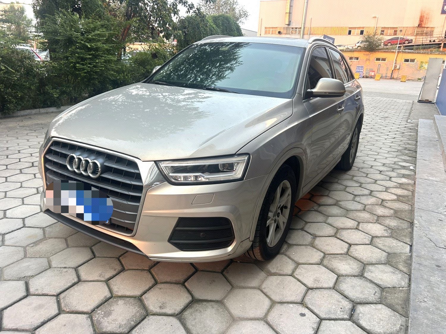 2018 2018 car image