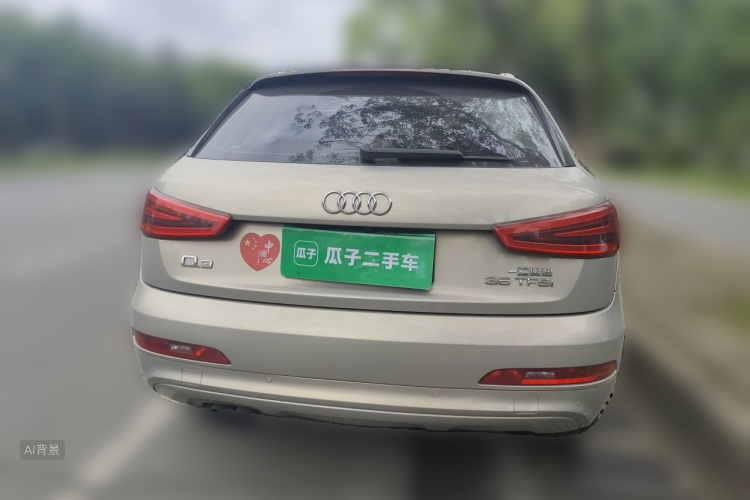 Audi Q3 2016 car image #6