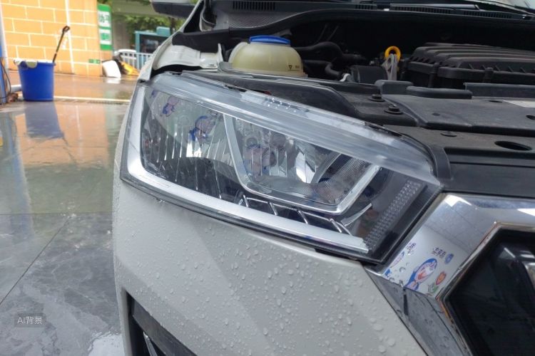 Skoda Rapid 2021 car image #8