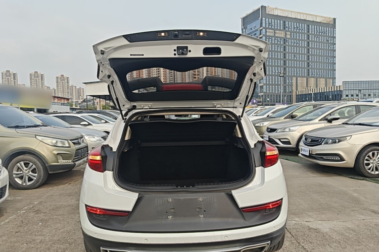 GEELY Emgrand GS 2017 #19 GEELY Emgrand GS 2017 car image #19
