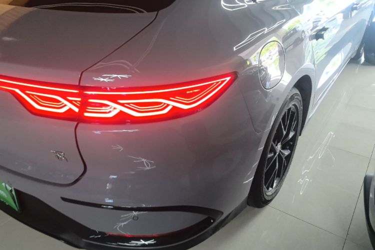BYD Han 2024 car image #8