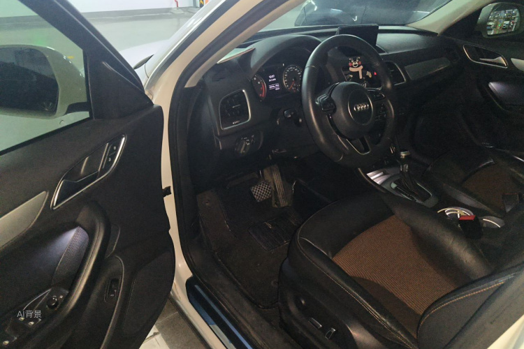 Audi Q3 2017 immagine di auto #18