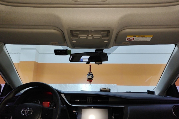 Toyota Corolla 2018 #20 Toyota Corolla 2018 car image #20