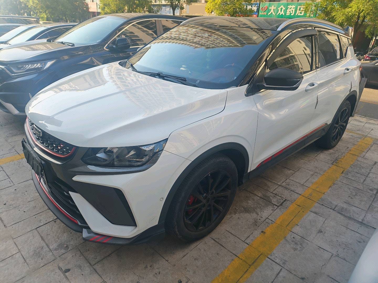 GEELY Coolray 2021 car image 