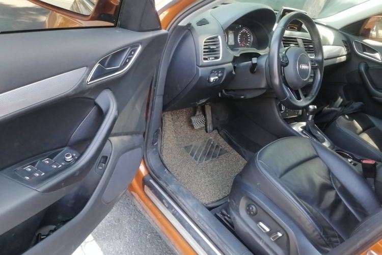 Audi Q3 2017 #16 Audi Q3 2017 car image #16