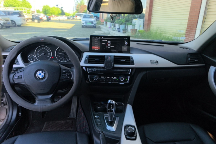 BMW 3 Series 2016 #10 BMW 3 Series 2016 car image #10