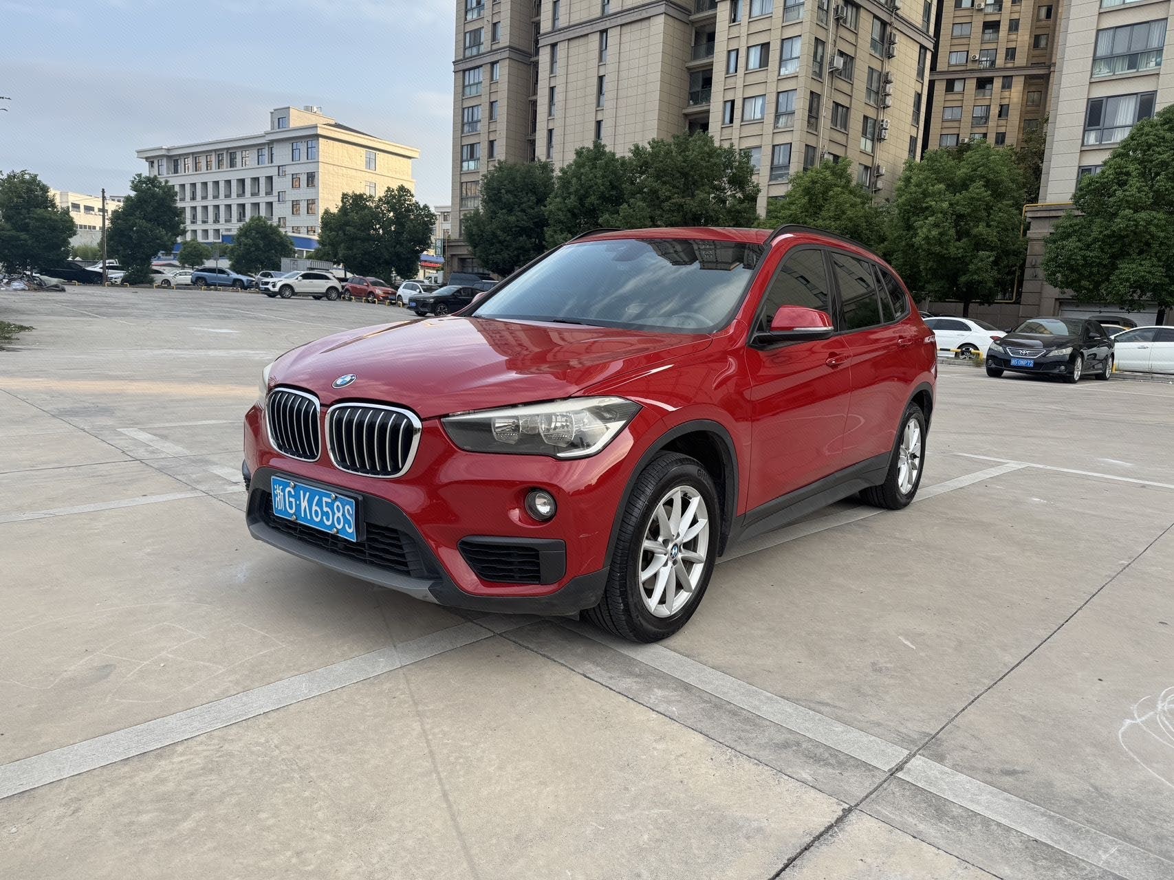 BMW X1 2017 BMW X1 2017 car image