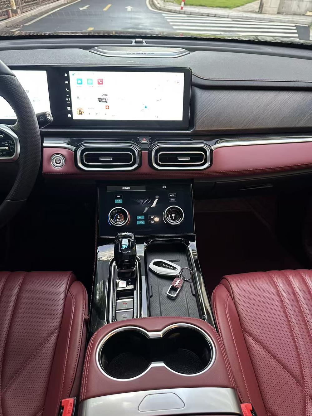 2024 #11 2024 immagine di auto #11