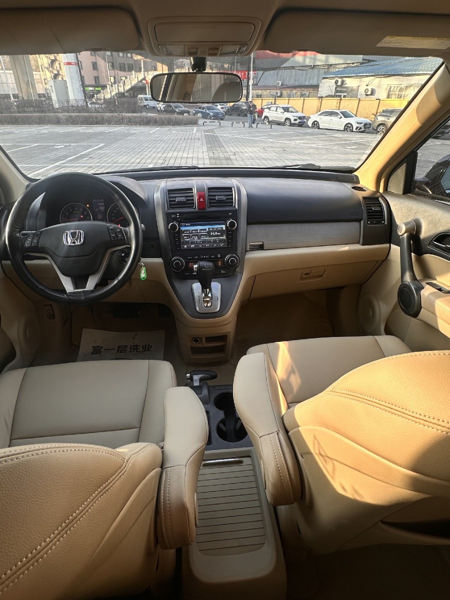Honda CR-V 2010 car image #4