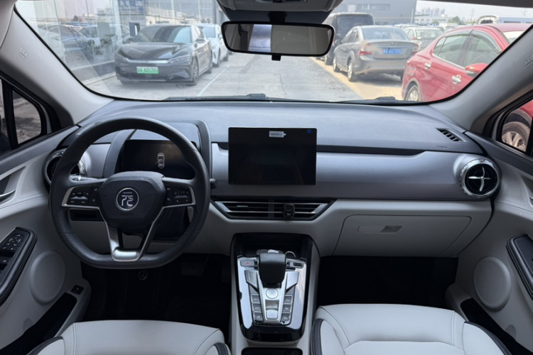 BYD Yuan Pro 2022 #17 BYD Yuan Pro 2022 car image #17