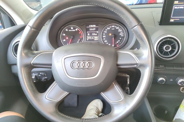 Audi A3 2015 car image #15