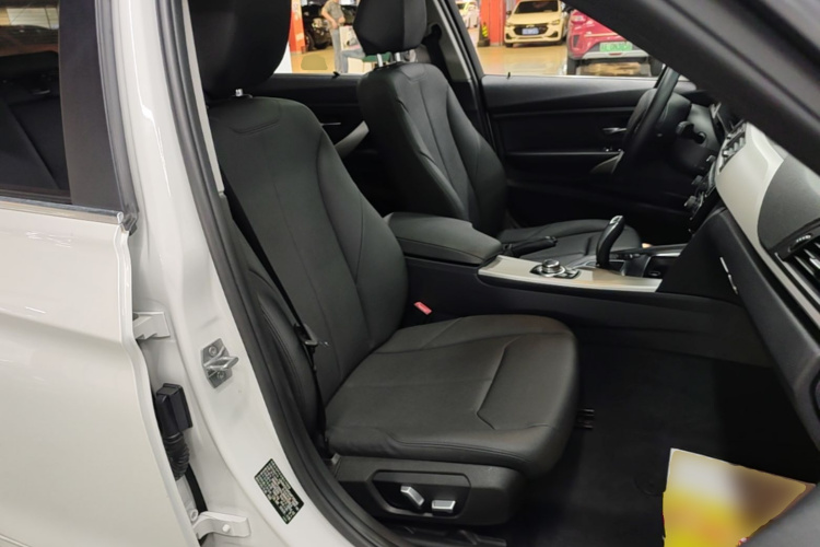 BMW 3 Series 2016 #27 BMW 3 Series 2016 car image #27