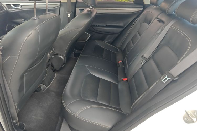GEELY Emgrand GL 2019 #17 GEELY Emgrand GL 2019 car image #17