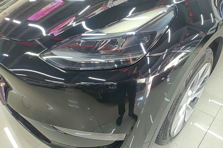 Tesla Model Y 2021 #23 Tesla Model Y 2021 car image #23