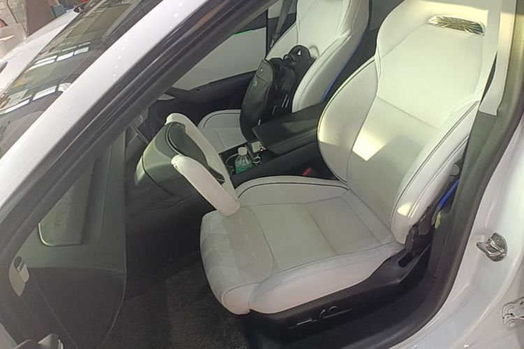 Tesla Model 3 2024 #15 Tesla Model 3 2024 car image #15