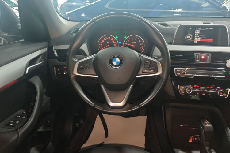 BMW X1 2016 car image #11