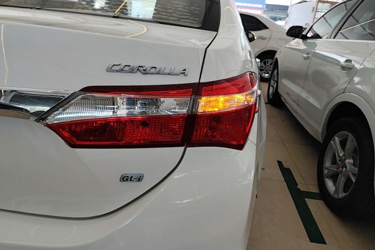 Toyota Corolla 2014 car image #8