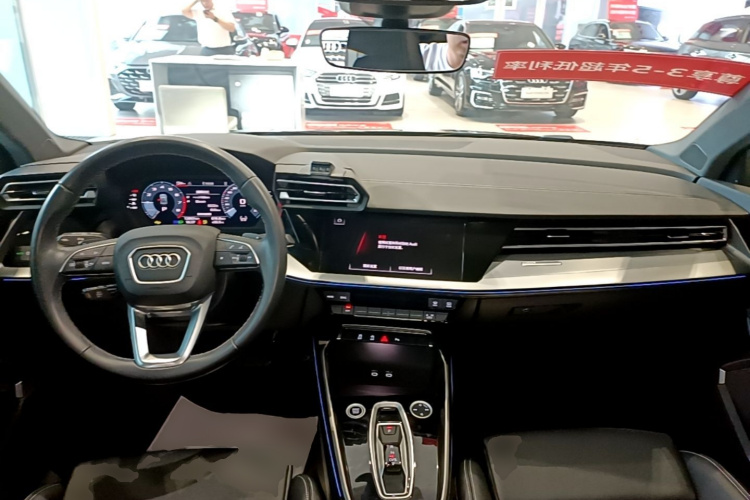 Audi A3 2025 immagine di auto #10