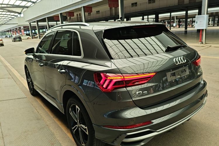 Audi Q3 2020 #7 Audi Q3 2020 car image #7