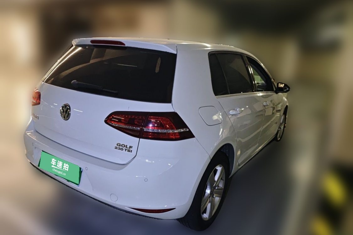 Volkswagen Golf 2017 car image #4