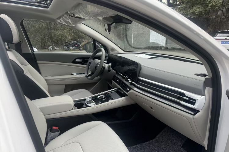 起亚 狮铂拓界 2025 汽车图片 #9